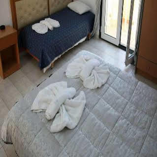 Mary Sofi Hotel Stalida Eksteriør bilde